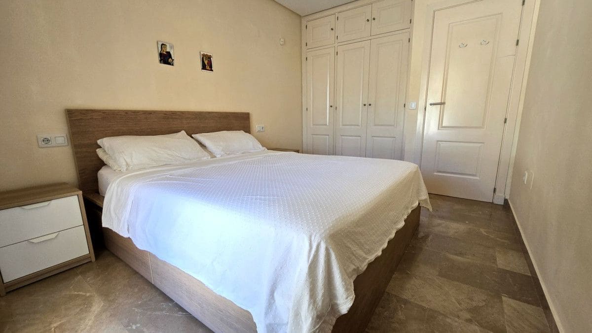 Apartamento de 2 habitaciones en Mijas en venta con piscina garaje - 325.000 € (Ref: 9405975)