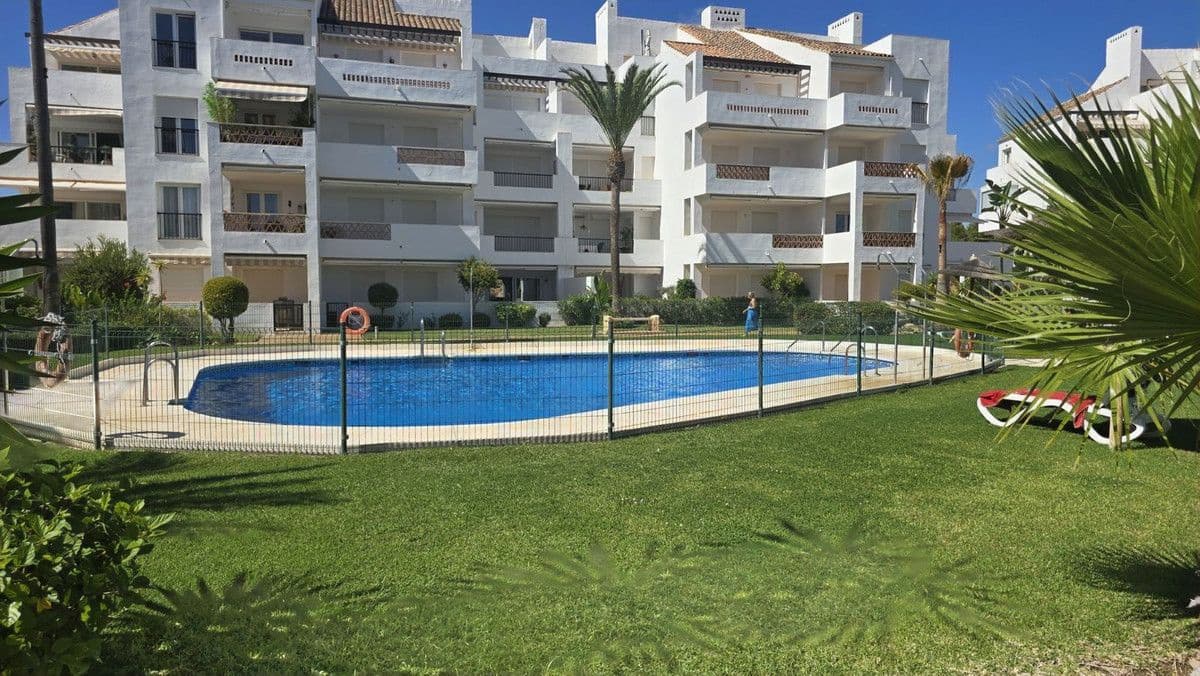 2 bedroom Apartment for sale in Mijas with pool garage - € 289,950 (Ref: 9405975)