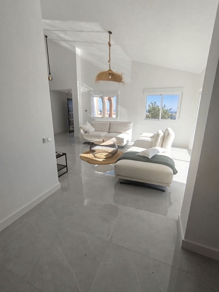 3 camera da letto Villa in vendita in Mijas con piscina garage - 950.000 € (Rif: 9405977)