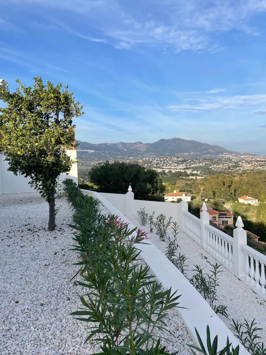 3 camera da letto Villa in vendita in Mijas con piscina garage - 950.000 € (Rif: 9405977)