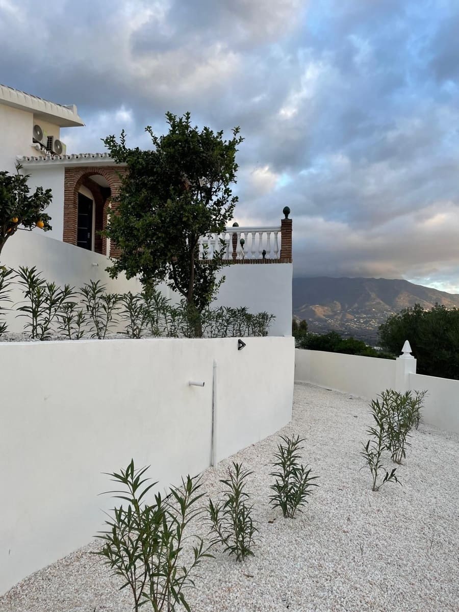 3 camera da letto Villa in vendita in Mijas con piscina garage - 950.000 € (Rif: 9405977)