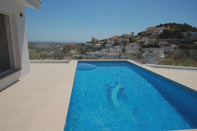 3 Zimmer Villa zu verkaufen in Hipódromo - Cerrado del Águila, Mijas mit Pool Garage - 995.000 € (Ref: 9405977)