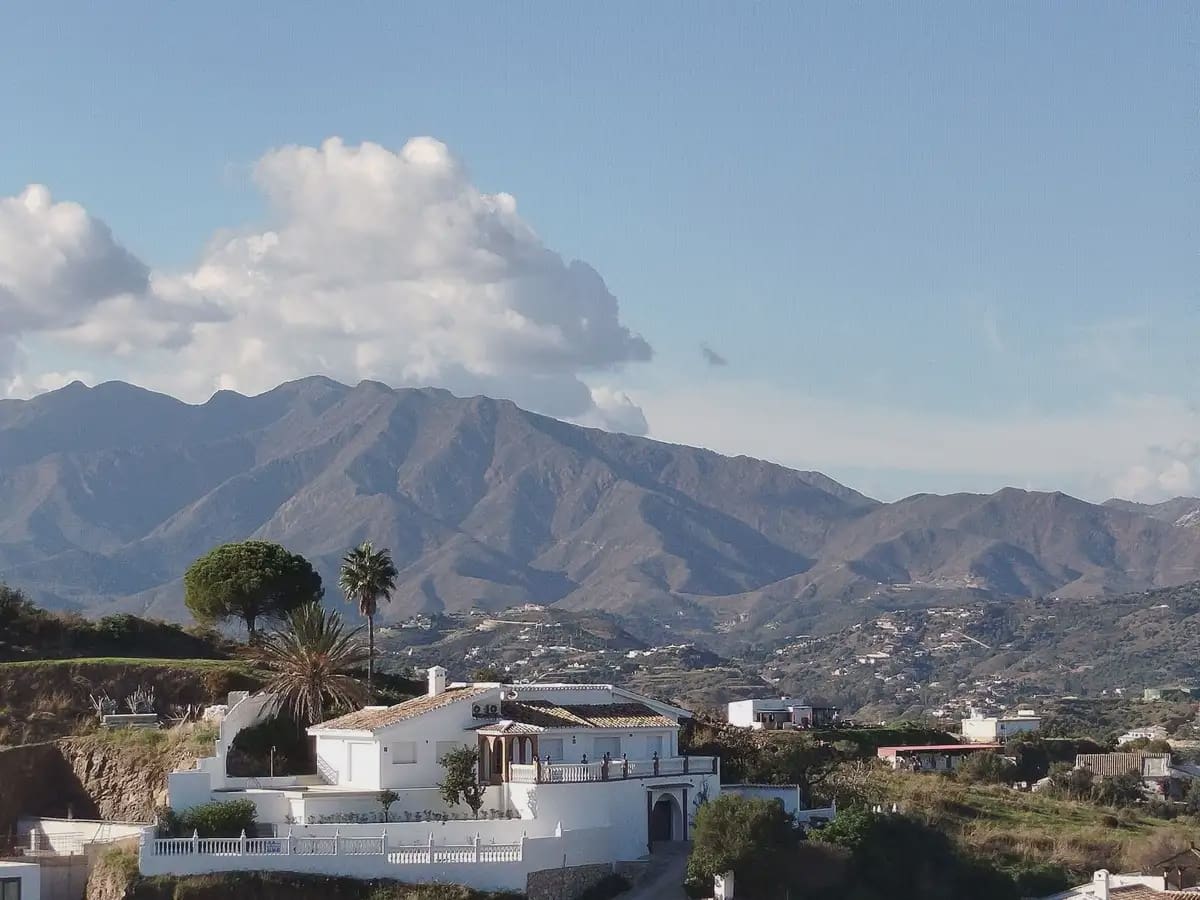 3 slaapkamer Villa te koop in Mijas met zwembad garage - € 995.000 (Ref: 9405977)