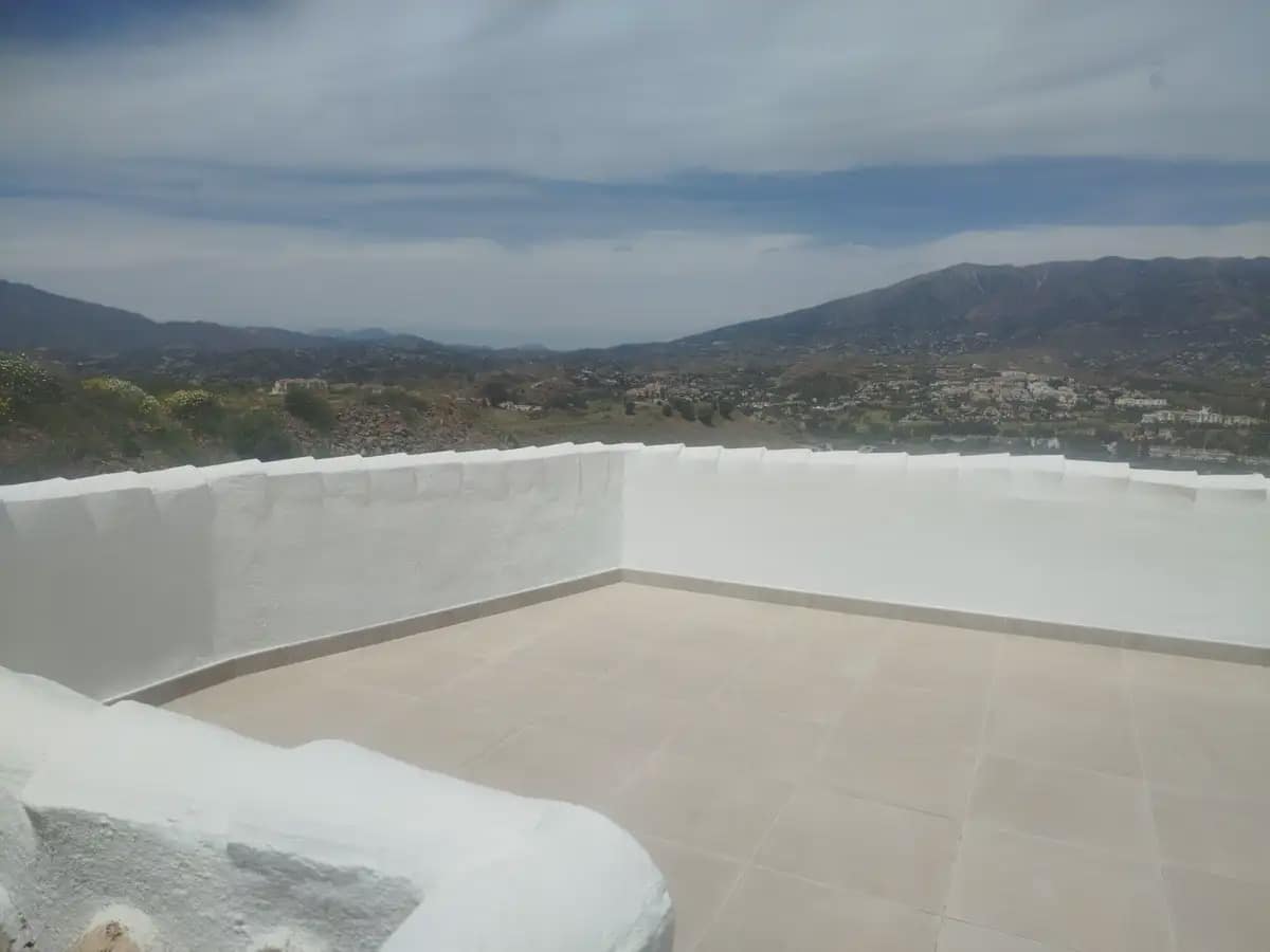 3 slaapkamer Villa te koop in Mijas met zwembad garage - € 995.000 (Ref: 9405977)