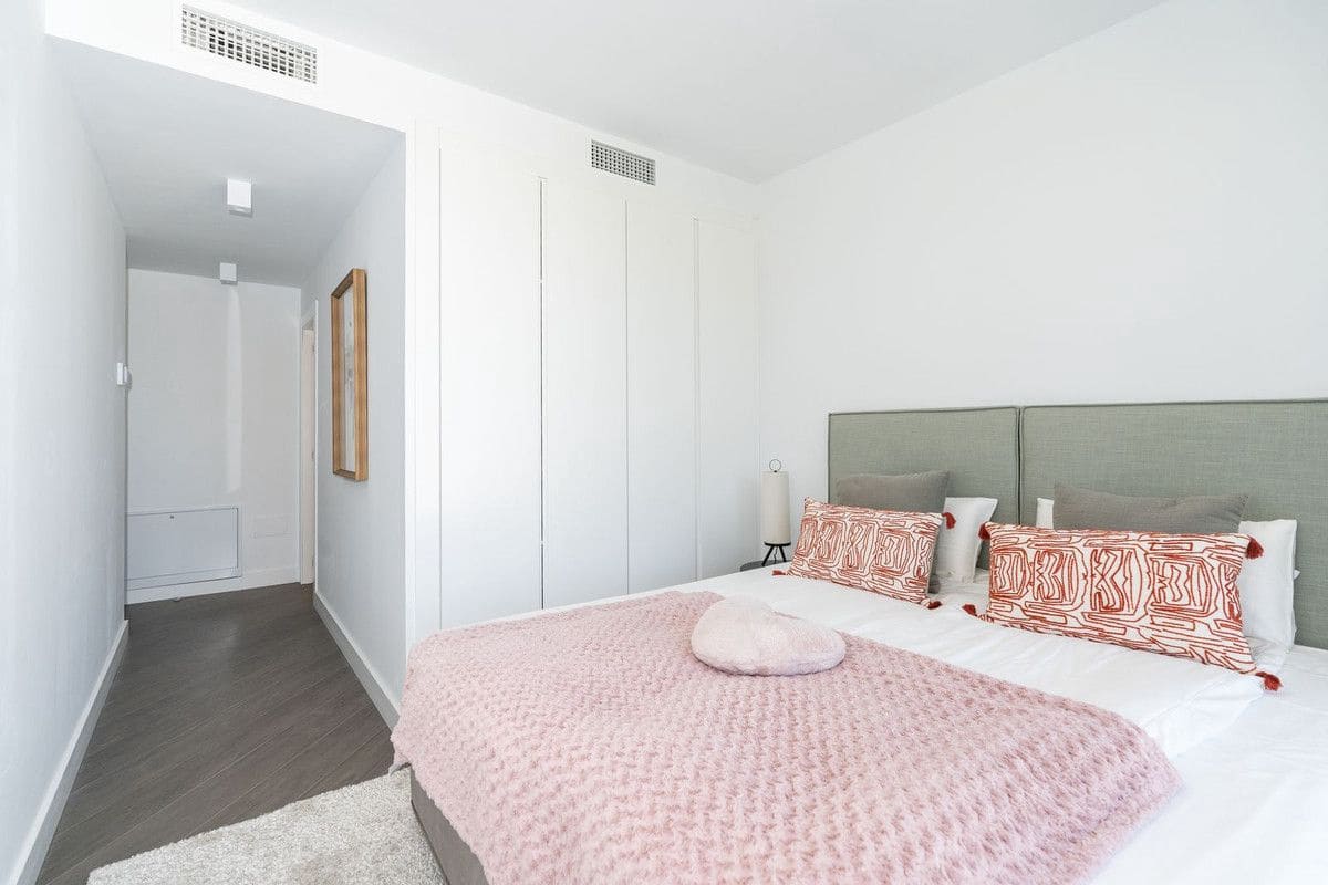 4 sypialnia Willa na sprzedaż w Mijas z basenem garażem - 1 150 000 € (Ref: 9405979)