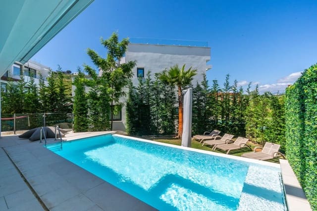 4 sypialnia Willa na sprzedaż w La Cala Golf - Lagar Martell, Mijas z basenem garażem - 1 150 000 € (Ref: 9405979)