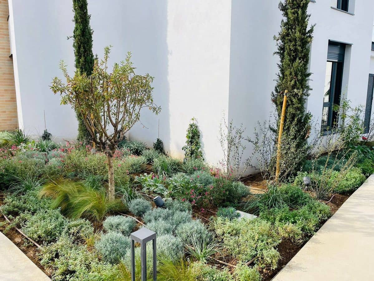 Apartamento de 3 habitaciones en Estepona en venta con piscina garaje - 445.000 € (Ref: 9405982)