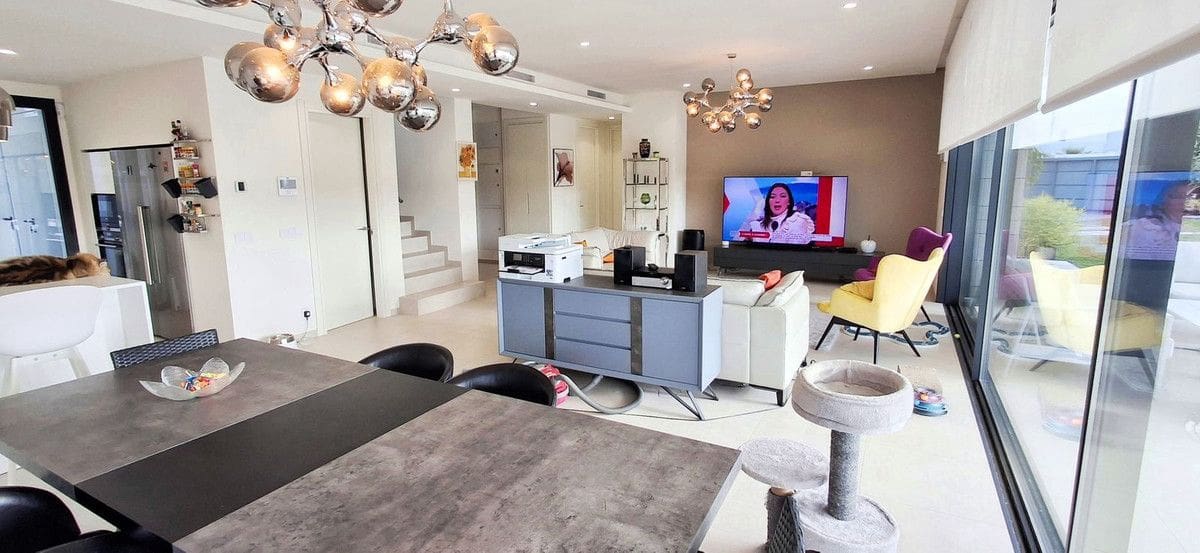 3 sypialnia Willa na sprzedaż w Mijas z basenem garażem - 1 690 000 € (Ref: 9405989)