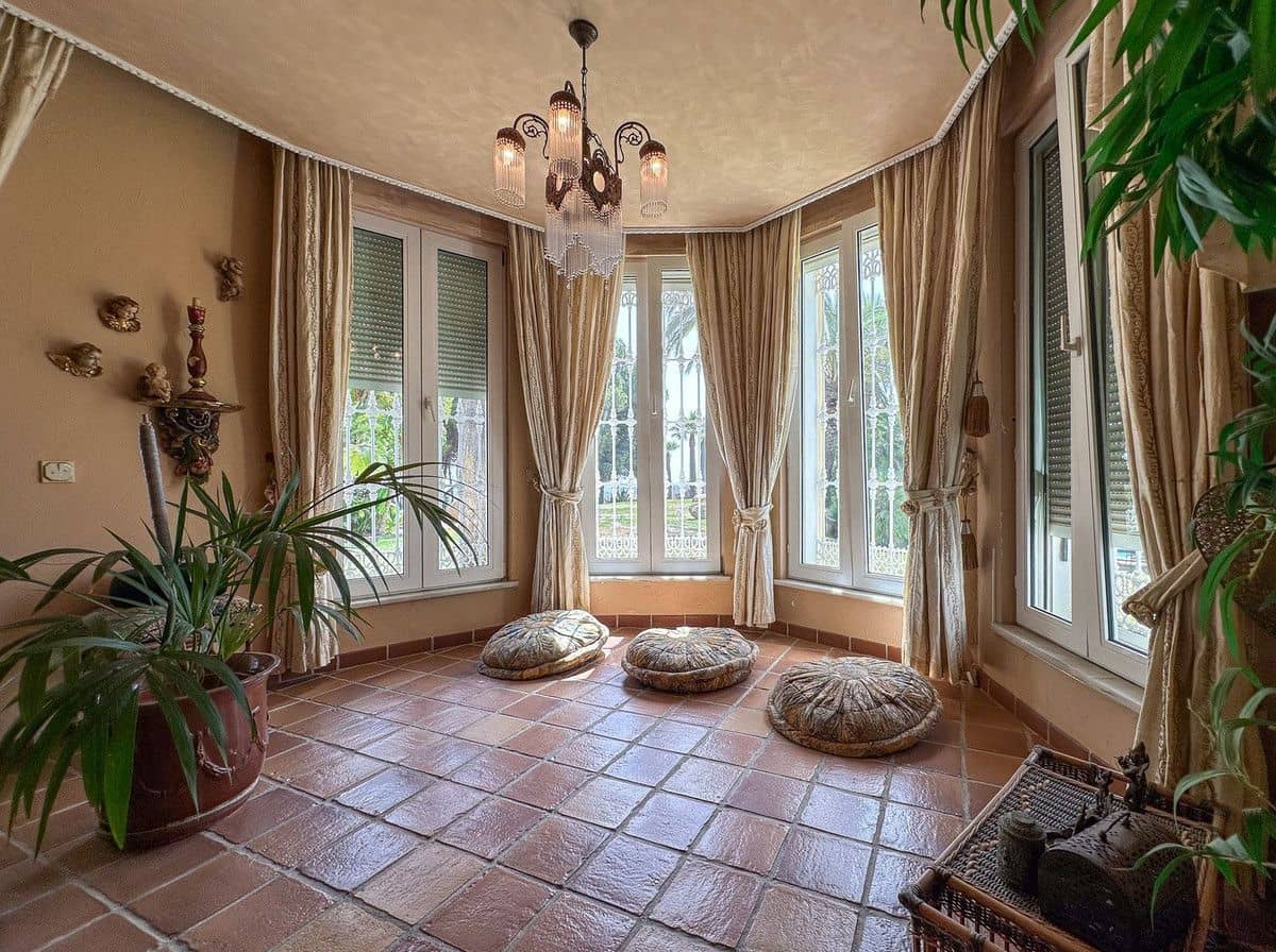 9 soveværelse Villa til salg i Mijas med swimmingpool garage - € 7.000.000 (Ref: 9405991)