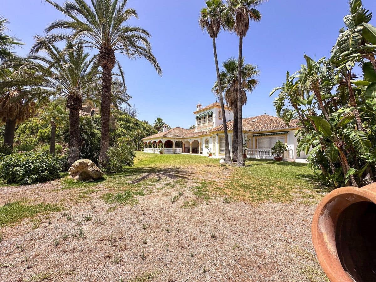 9 soveværelse Villa til salg i Mijas med swimmingpool garage - € 7.000.000 (Ref: 9405991)