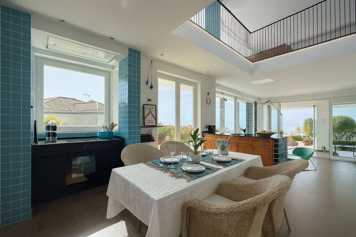 4 soveværelse Villa til salg i Benalmadena med swimmingpool garage - € 2.695.000 (Ref: 9405992)