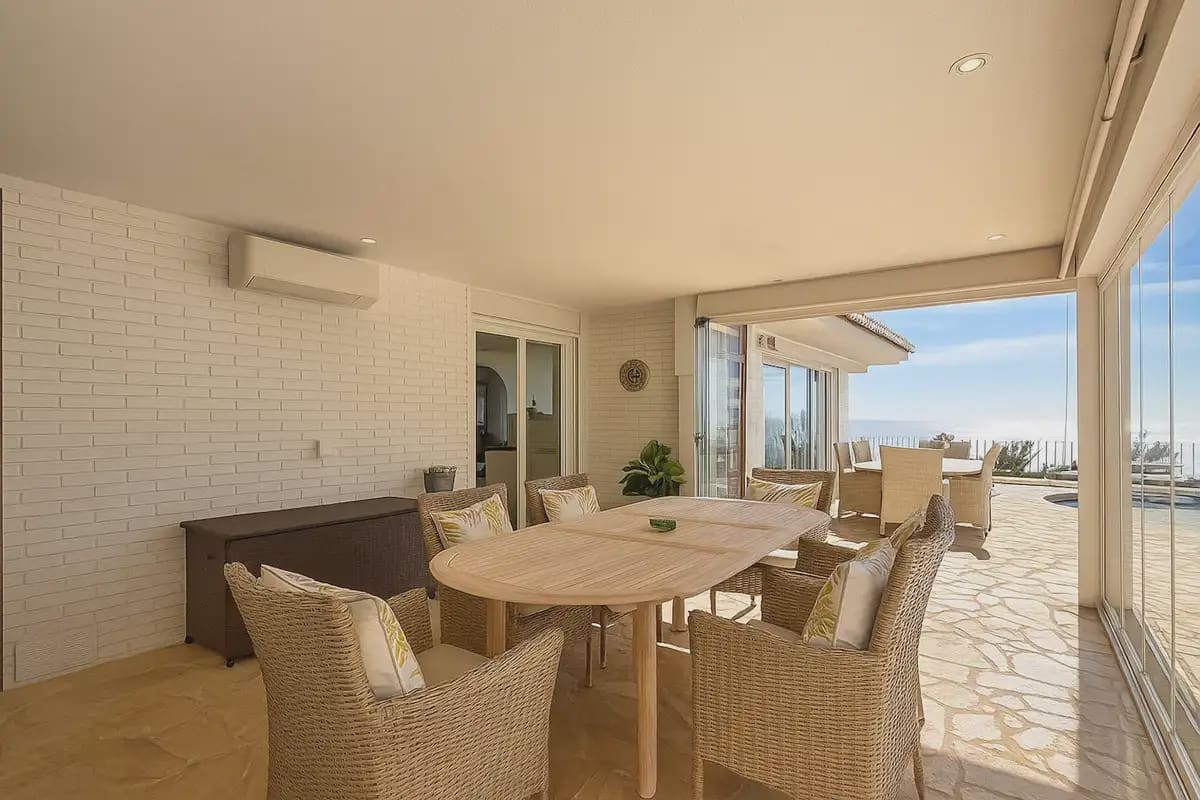 3 bedroom Villa for sale in Benalmadena with pool garage - € 1,375,000 (Ref: 9405993)