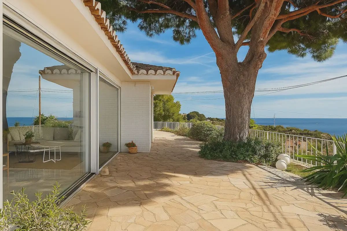 3 bedroom Villa for sale in Benalmadena with pool garage - € 1,375,000 (Ref: 9405993)