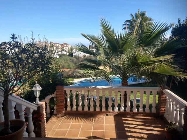 4 sovrum Villa till salu i Centro, Mijas med pool garage - 1 291 500 € (Ref: 9405994)