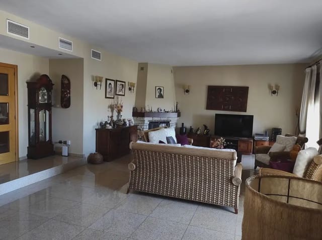 4 soverom Villa til salgs i Centro, Mijas med svømmebasseng garasje - € 1 291 500 (Ref: 9405994)