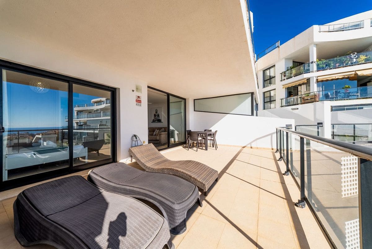 2 soverom Leilighet til salgs i Mijas med svømmebasseng garasje - € 310 000 (Ref: 9405995)