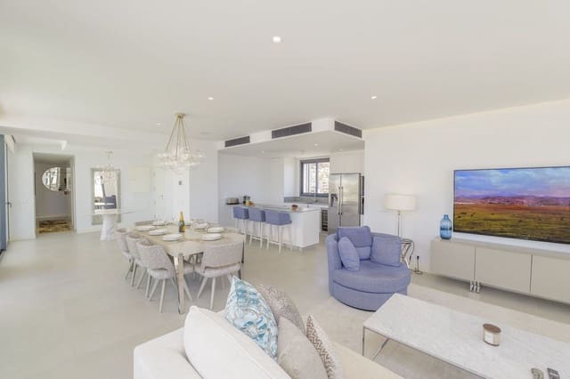 3 soveværelse Penthouse til salg i Centro ciudad, Fuengirola med swimmingpool garage - € 1.595.000 (Ref: 9405997)