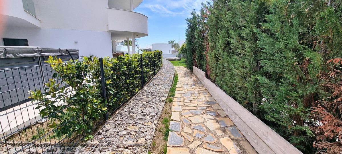 3 slaapkamer Penthouse te koop in Fuengirola met zwembad garage - € 1.595.000 (Ref: 9405997)