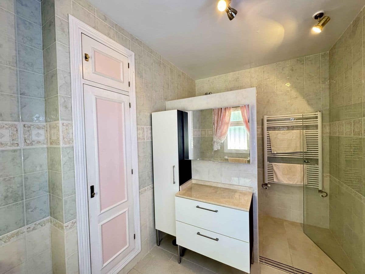 Chalet de 3 habitaciones en Mijas en venta con piscina garaje - 749.000 € (Ref: 9406002)