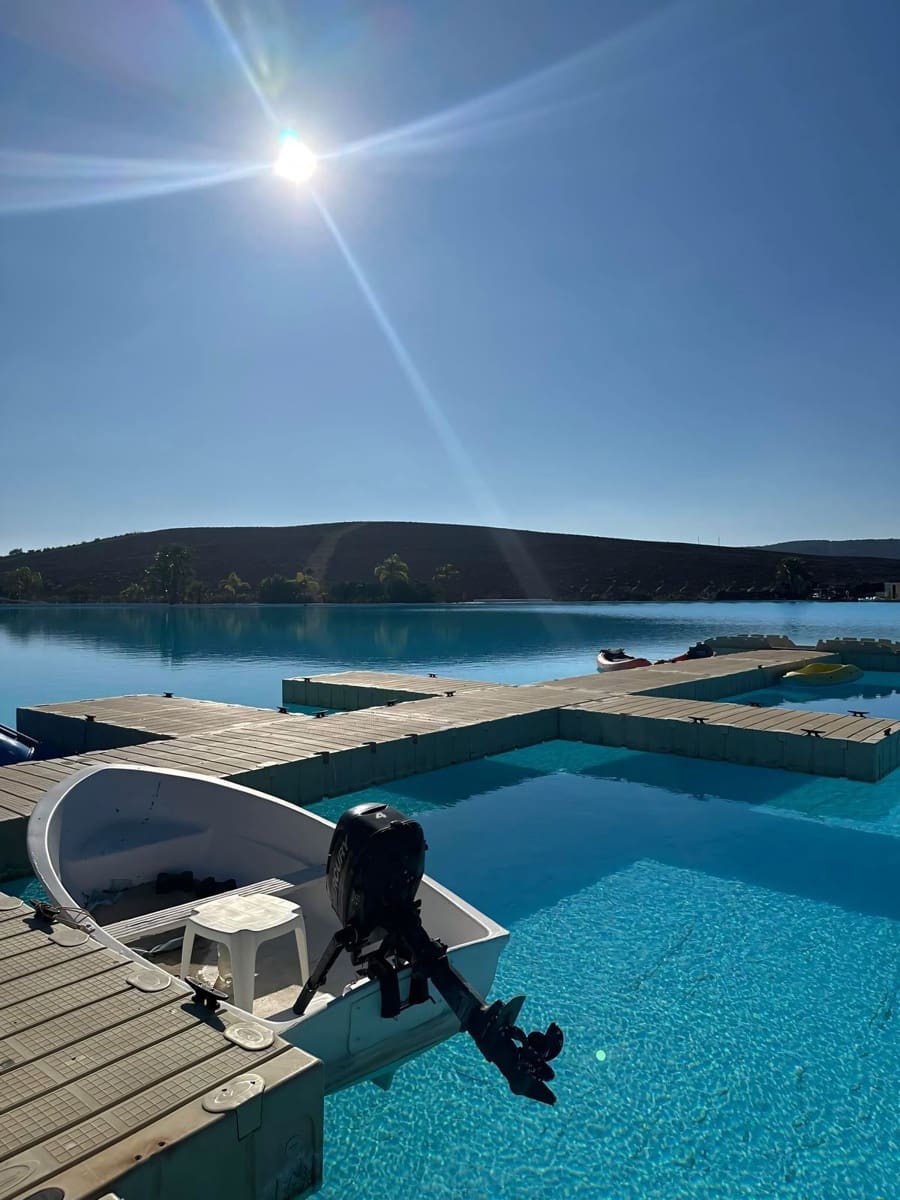 Apartamento de 2 habitaciones en Casares en venta con piscina garaje - 577.500 € (Ref: 9406003)