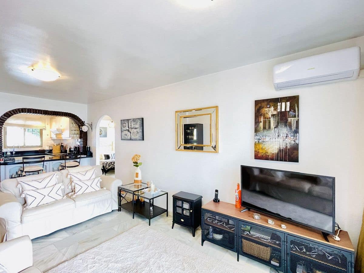 2 quarto Apartamento de Praia para venda em Mijas com piscina - 325 000 € (Ref: 9406005)