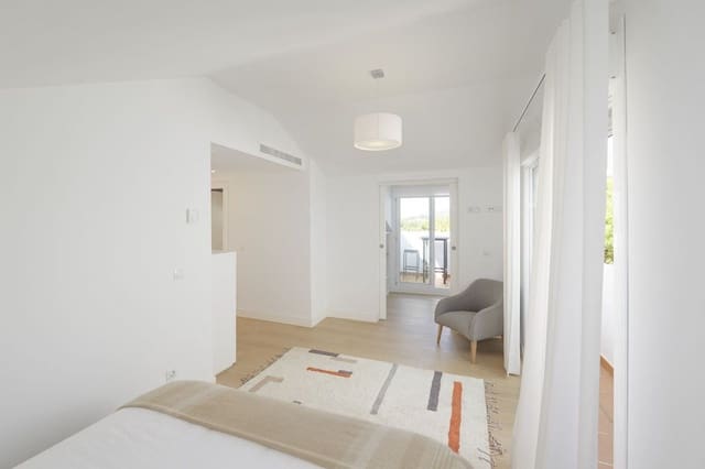 4 soveværelse Byhus til salg i Arroyo de la Miel, Benalmádena med swimmingpool garage - € 940.000 (Ref: 9406007)