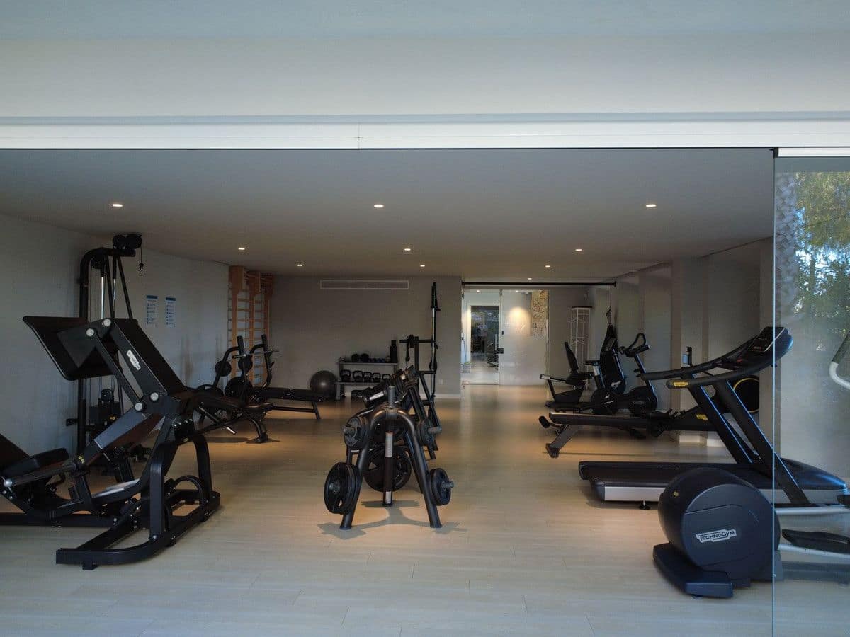 4 soverom Hus til salgs i Benalmadena med svømmebasseng garasje - € 940 000 (Ref: 9406007)