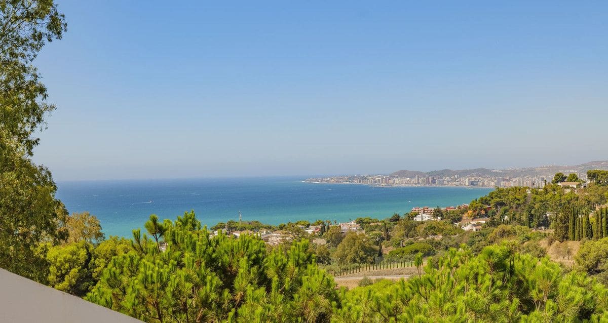 4 soverom Hus til salgs i Benalmadena med svømmebasseng garasje - € 940 000 (Ref: 9406007)