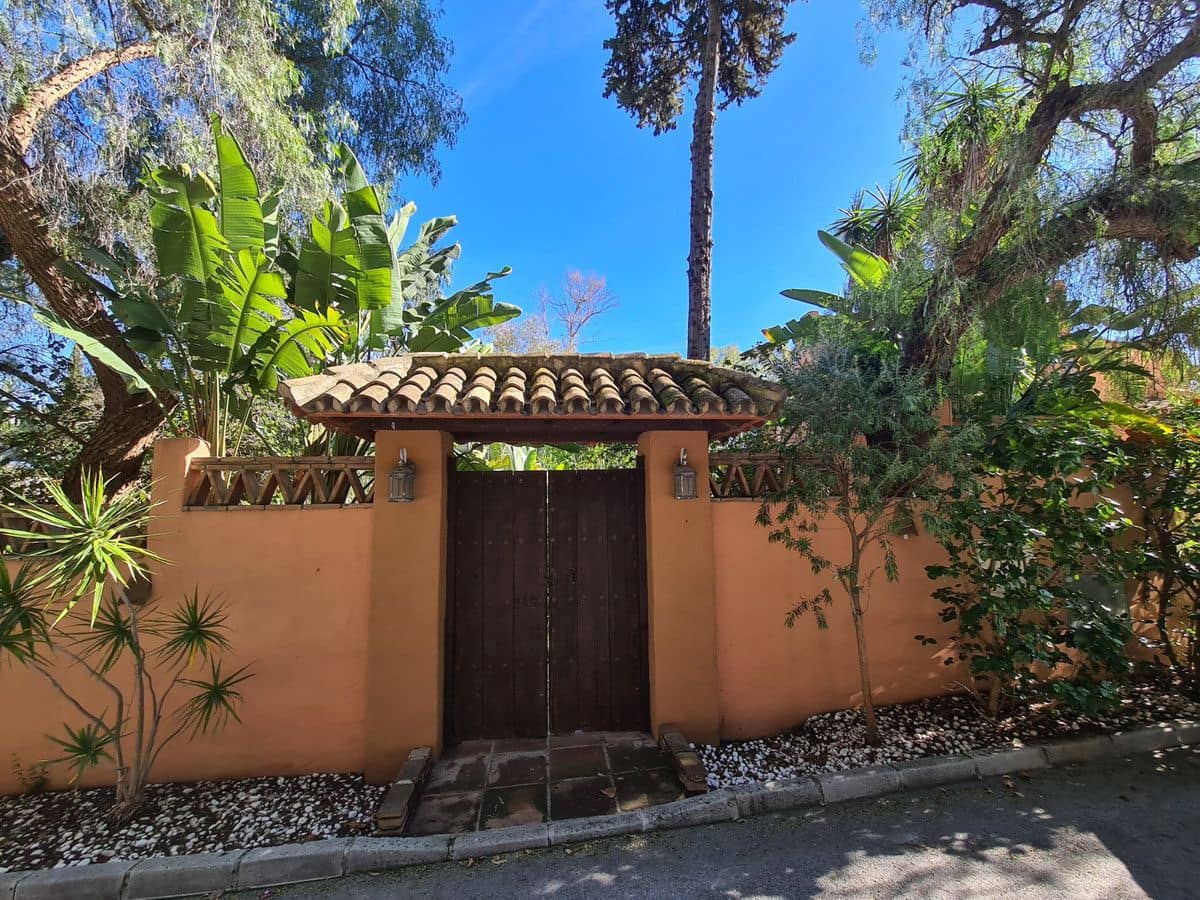 4 soveværelse Villa til salg i Mijas med swimmingpool garage - € 870.000 (Ref: 9406013)