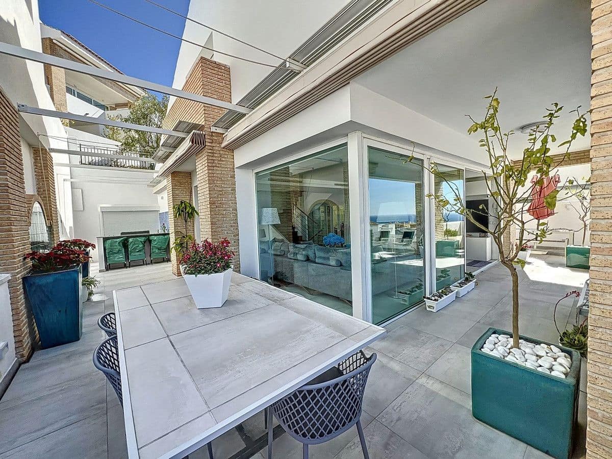 3 chambre Maison de Ville à vendre à Benalmadena avec piscine garage - 1 200 000 € (Ref: 9406015)