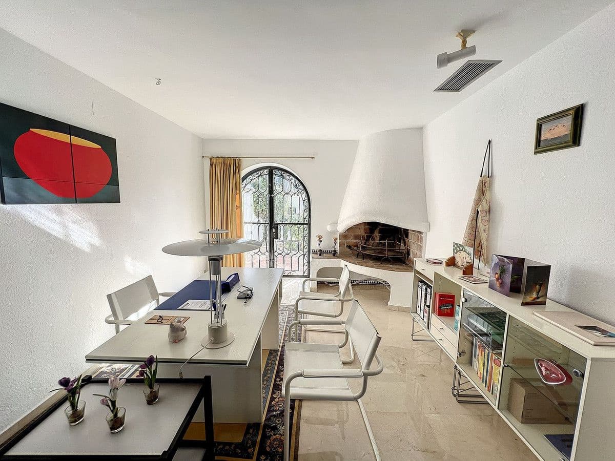 4 soveværelse Villa til salg i Mijas med swimmingpool garage - € 1.475.000 (Ref: 9406017)