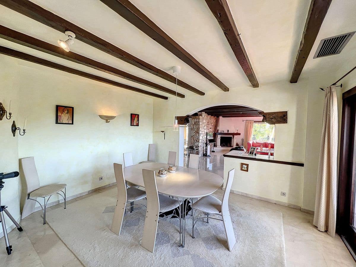 4 soveværelse Villa til salg i Mijas med swimmingpool garage - € 1.475.000 (Ref: 9406017)