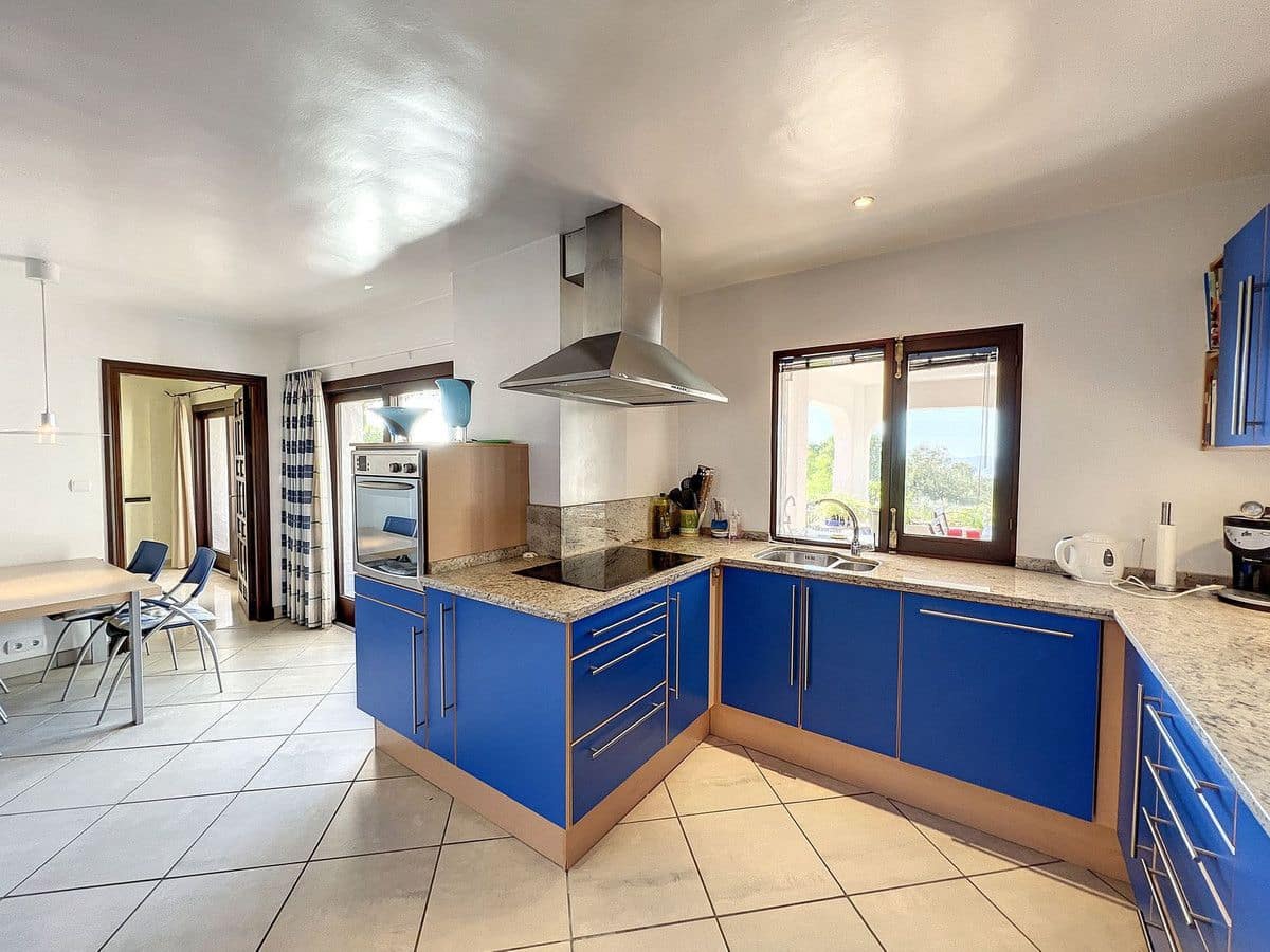 4 soveværelse Villa til salg i Mijas med swimmingpool garage - € 1.475.000 (Ref: 9406017)