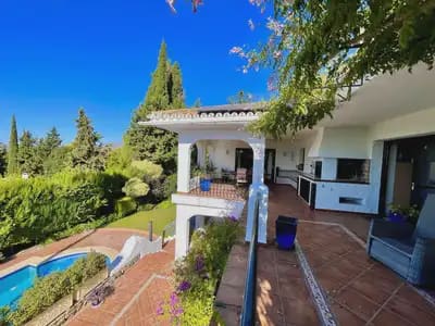 4 soveværelse Villa til salg i Mijas med swimmingpool garage - € 1.475.000 (Ref: 9406017)