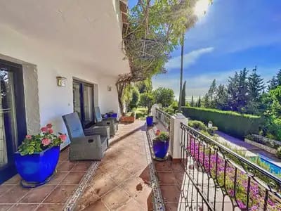4 soveværelse Villa til salg i Mijas med swimmingpool garage - € 1.475.000 (Ref: 9406017)