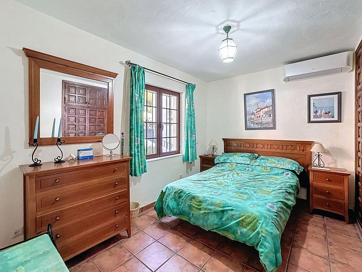 3 sovrum Semi-fristående Villa till salu i Mijas med pool garage - 475 000 € (Ref: 9406020)