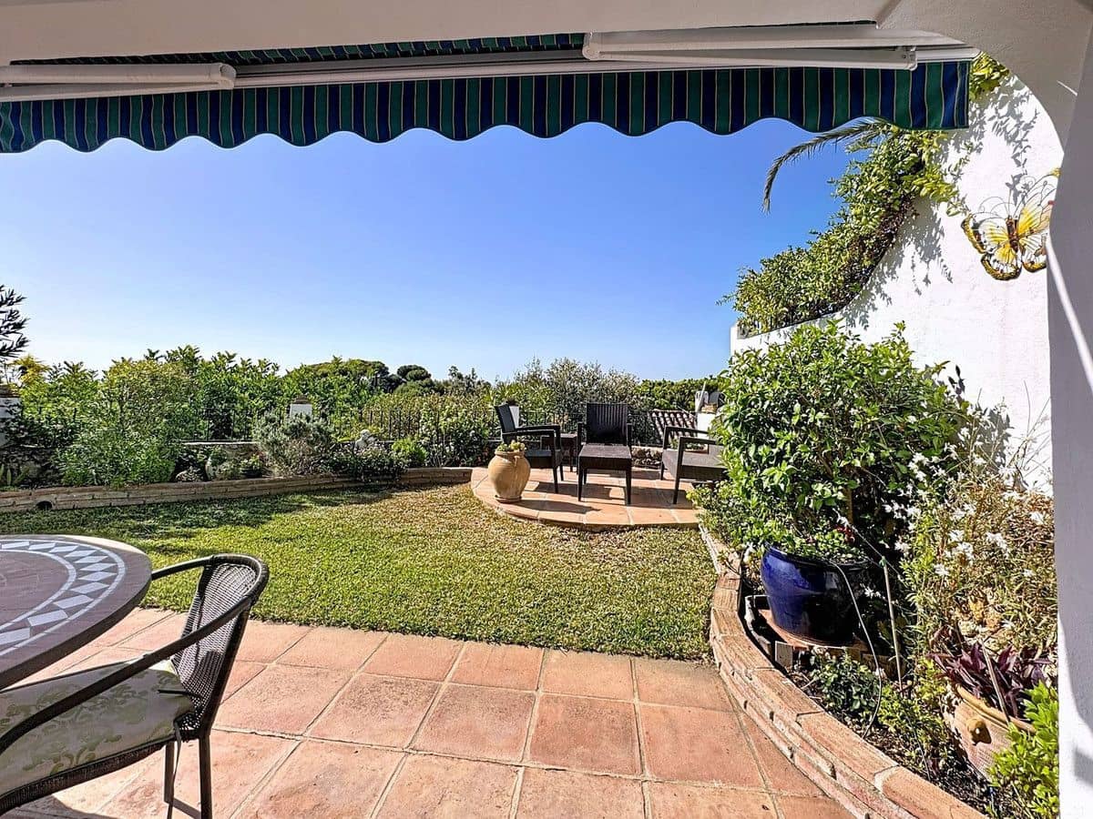 3 sovrum Semi-fristående Villa till salu i Mijas med pool garage - 475 000 € (Ref: 9406020)