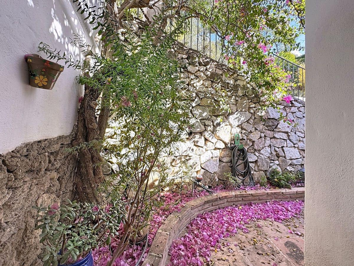 3 sovrum Semi-fristående Villa till salu i Mijas med pool garage - 475 000 € (Ref: 9406020)