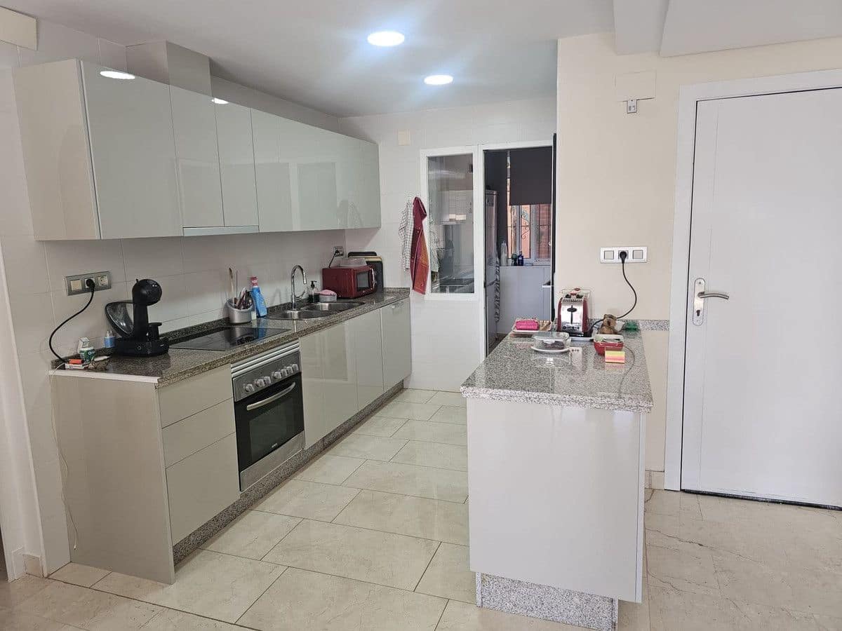 3 soverom Leilighet til salgs i Mijas med svømmebasseng garasje - € 399 000 (Ref: 9409871)