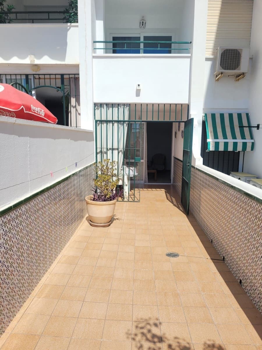 3 bedroom Apartment for sale in Torremolinos - € 415,000 (Ref: 9409872)