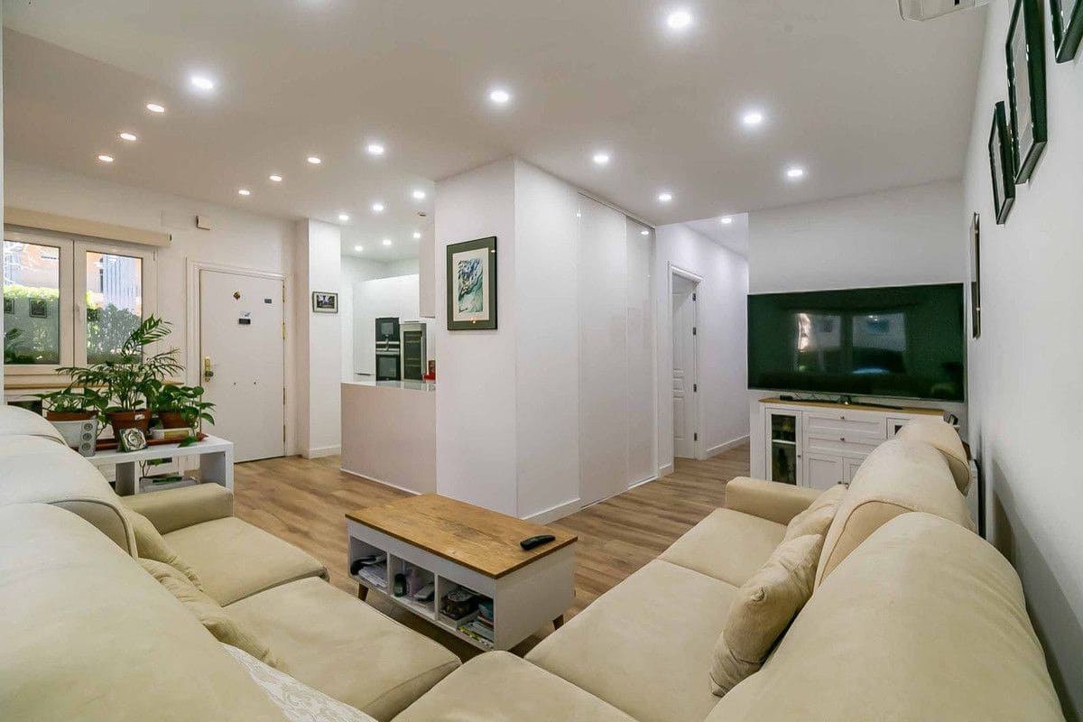 Apartamento de 3 habitaciones en Fuengirola en venta con piscina garaje - 346.600 € (Ref: 9414902)