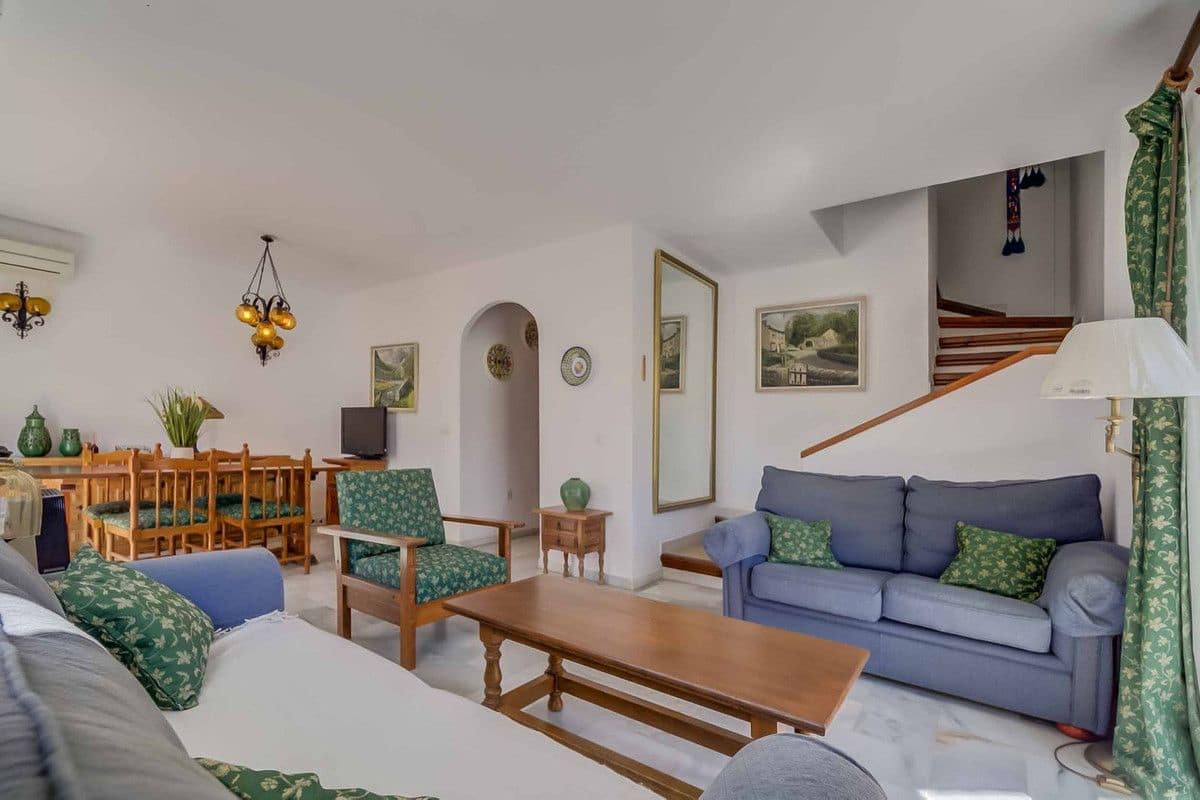 2 soveværelse Lejlighed til salg i Fuengirola med swimmingpool garage - € 395.000 (Ref: 9414903)