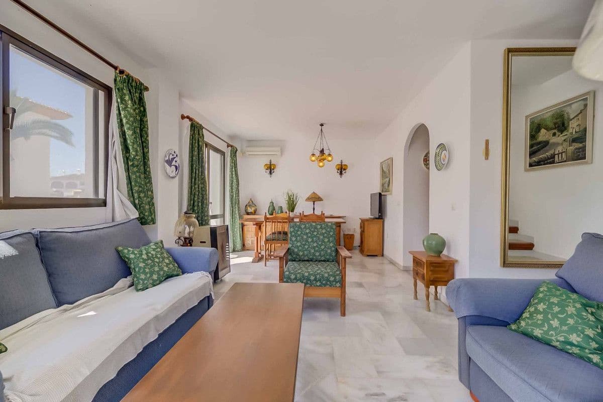 2 soveværelse Lejlighed til salg i Fuengirola med swimmingpool garage - € 395.000 (Ref: 9414903)