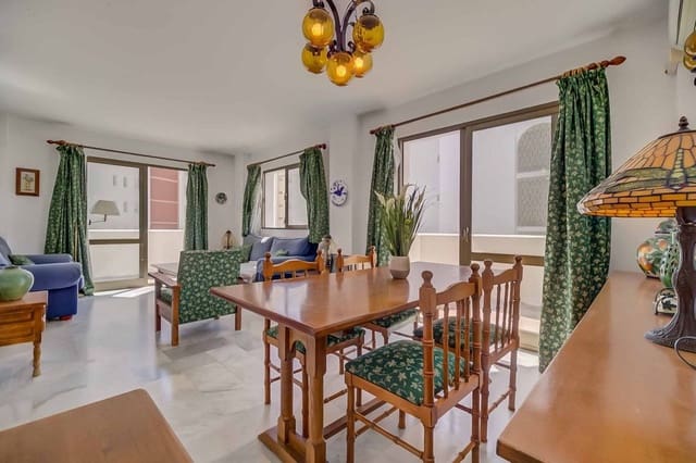 2 soverom Leilighet til salgs i Centro ciudad, Fuengirola med svømmebasseng garasje - € 395 000 (Ref: 9414903)