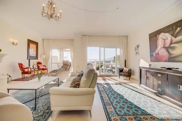 3 soverom Rekkehus til salgs i Cabopino - Artola, Marbella med svømmebasseng garasje - € 895 000 (Ref: 9414906)