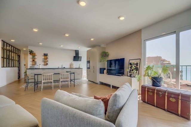 3 soveværelse Strandlejlighed til salg i Centro ciudad, Fuengirola med garage - € 469.000 (Ref: 9414907)