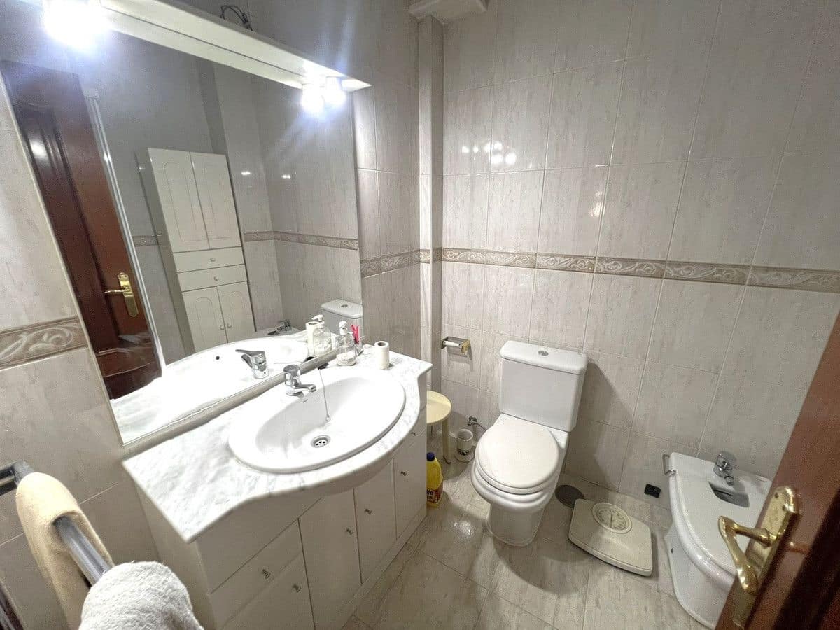 2 makuuhuone Huoneisto myytävänä paikassa Fuengirola - 450 000 € (Ref: 9414908)