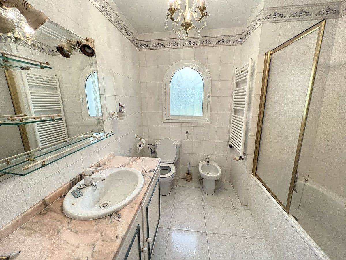 5 soveværelse Villa til salg i Mijas med swimmingpool garage - € 1.000.000 (Ref: 9429112)