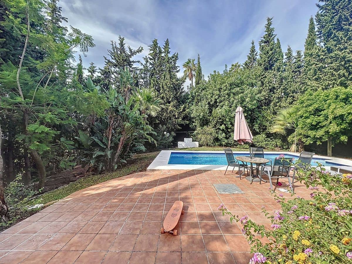 5 soveværelse Villa til salg i Mijas med swimmingpool garage - € 1.000.000 (Ref: 9429112)