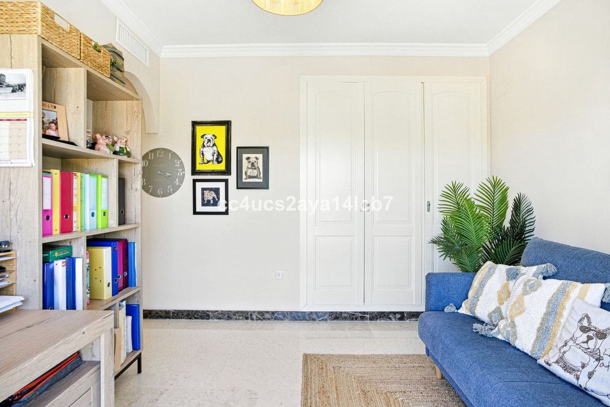 3 bedroom Villa for sale in Bel-Air with garage - € 945,000 (Ref: 9438985)